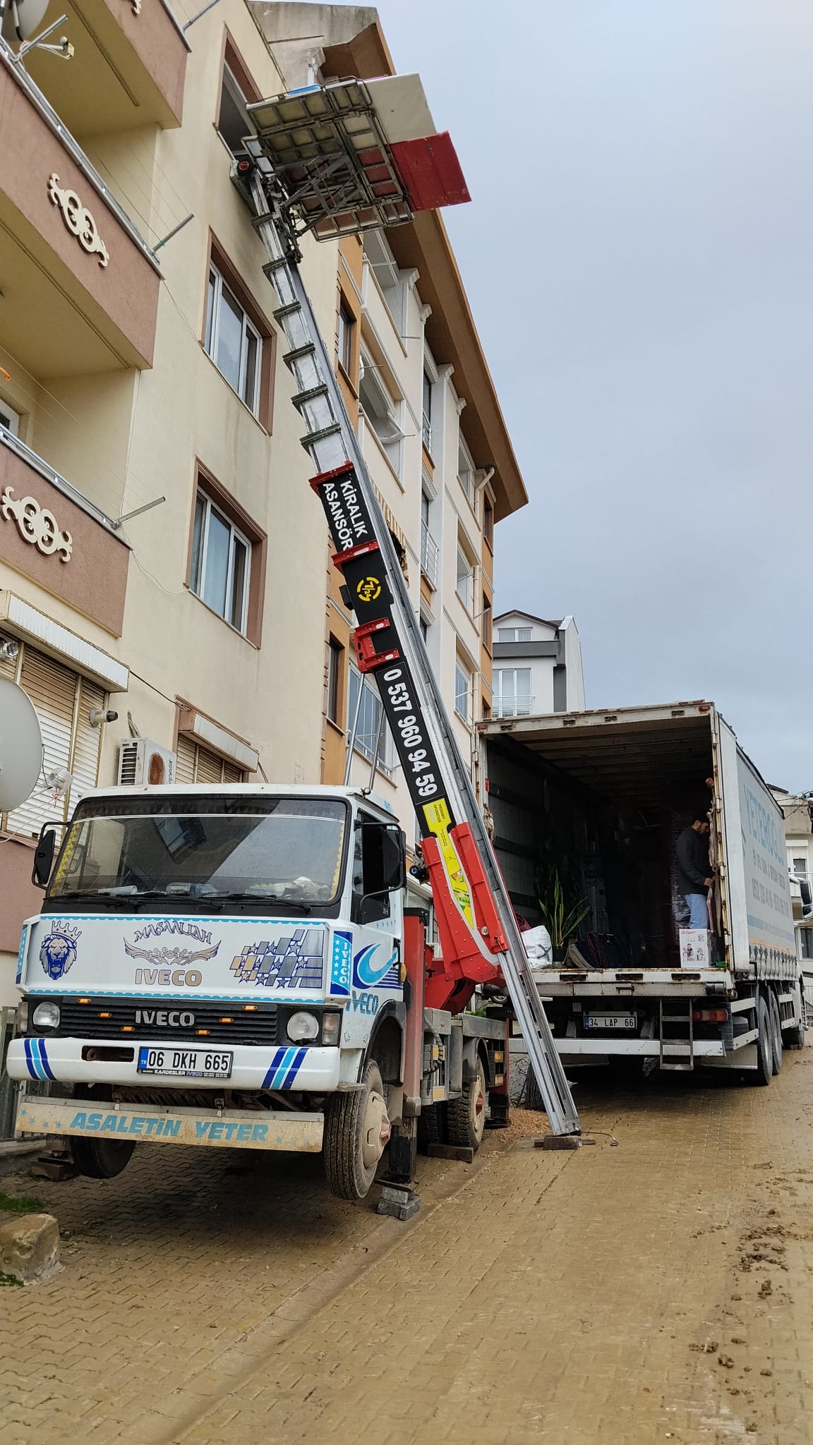 Uysal Asansör kiralık asansör hizmetinden çalışma görüntüsü